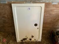 BRAND NEW SHOWER TRAY - 2
