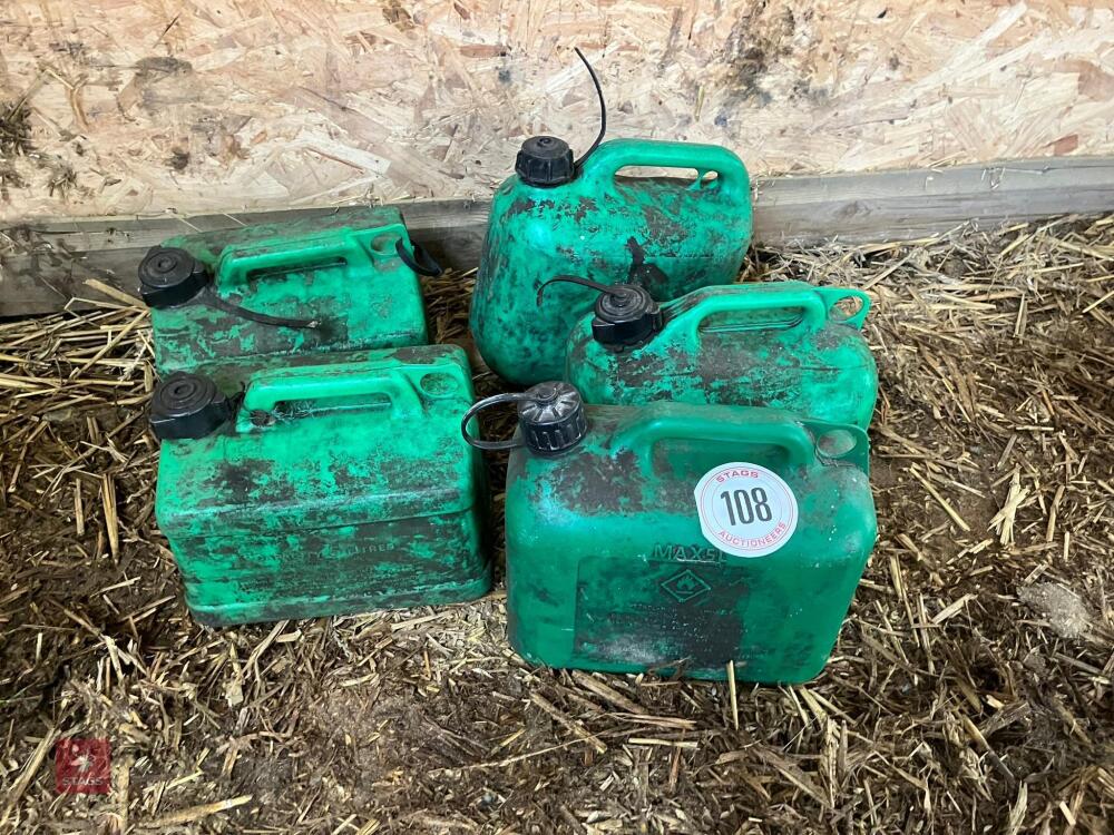 5 X 5LITRE PLASTIC FUEL CANS