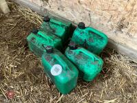 5 X 5LITRE PLASTIC FUEL CANS - 4