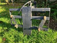 ALO TOPGRIP &lsquo;OVER THE TOP&rsquo; BALE HANDLER - 13