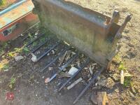 MASSEY FERGUSON 5&rsquo; MUCK FORK - 2