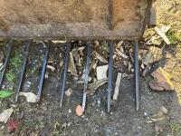 MASSEY FERGUSON 5&rsquo; MUCK FORK - 3