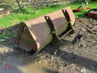 7&rsquo; FRONT TRACTOR BUCKET - 4