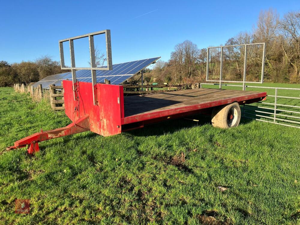 STAINES 18&rsquo; SINGLE AXLE BALE TRAILER
