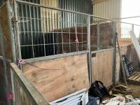 5 X 10&rsquo; x 10&rsquo; STABLES - 5