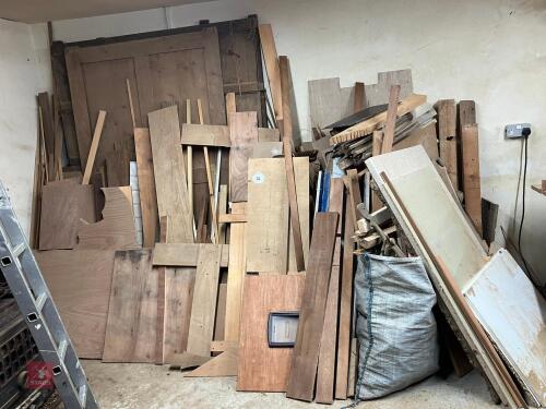 LARGE QTY OF TIMBER (95)