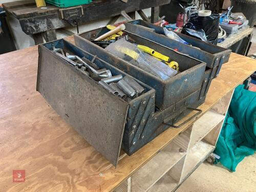 LARGE CANTILEVER TOOL BOX AND TOOLS (60)