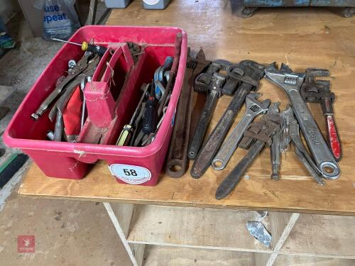 PLASTIC TOOLBOX AND TOOLS (58)