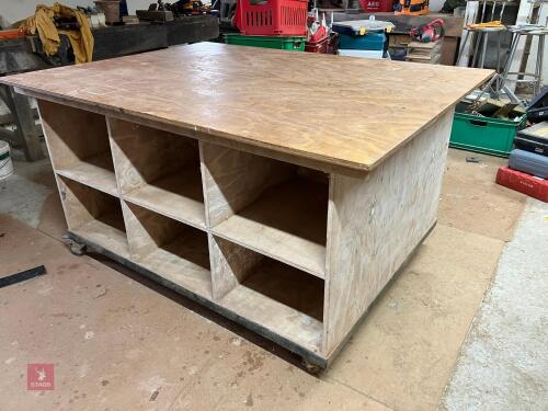 1.6M X 1.2M WORKSHOP TABLE (38)