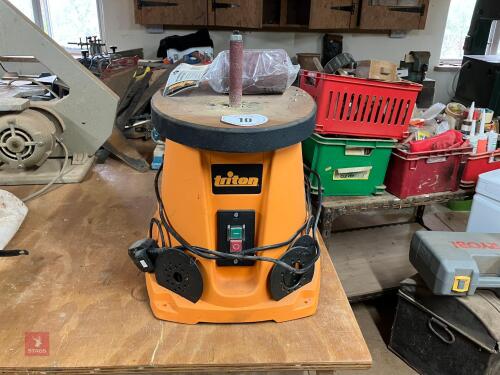 TRITON TSPS450S SPINDLE SANDER (10)