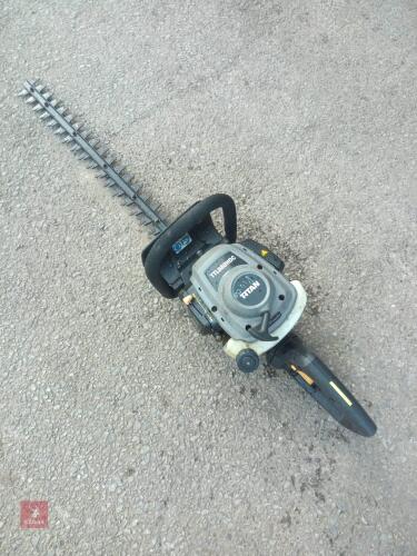 TITAN HEDGE CUTTER