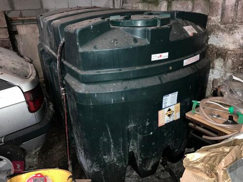 TITAN 2500L BUNDED FUEL TANK