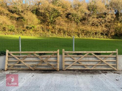 2 X 10' WOODEN FIELD GATES