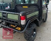 2024 JOHN DEERE 865M 4WD GATOR - 18