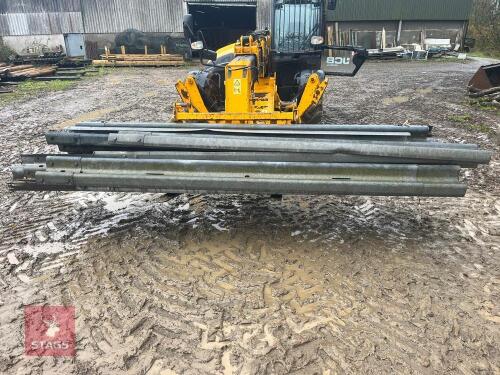 25 W SHAPED CRASH BARRIERS