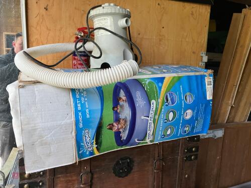 POLY POOL 10' X 30'' SWIMMING POOL