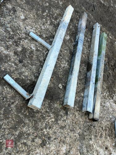 4 SQUARE GATE POSTS