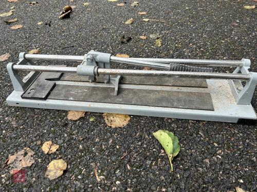 SMALL TILE CUTTER