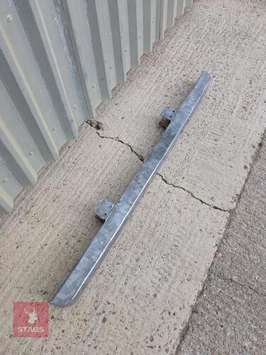LAND ROVER DEFENDER BUMPER