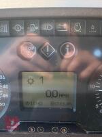 2005 JOHN DEERE 6920S 4WD TRACTOR - 10