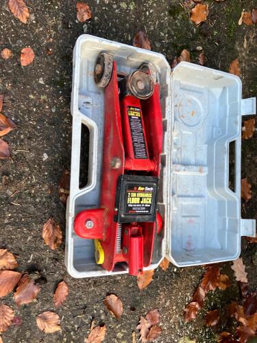AM-TECH 2T HYDRAULIC JACK