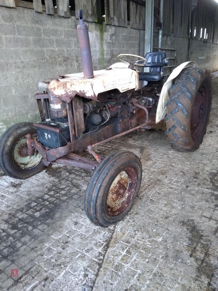 1970 DAVID BROWN 780 2WD TRACTOR (S/R)