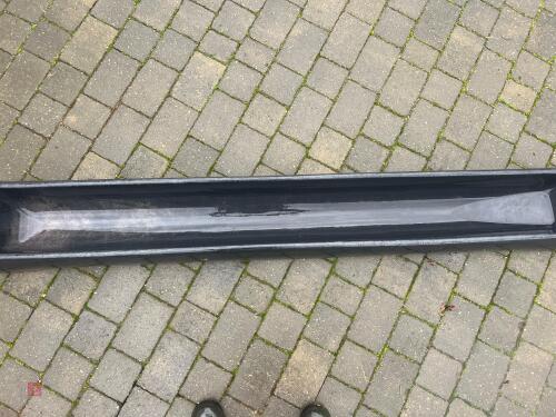 6' PLASTIC FEED TROUGH