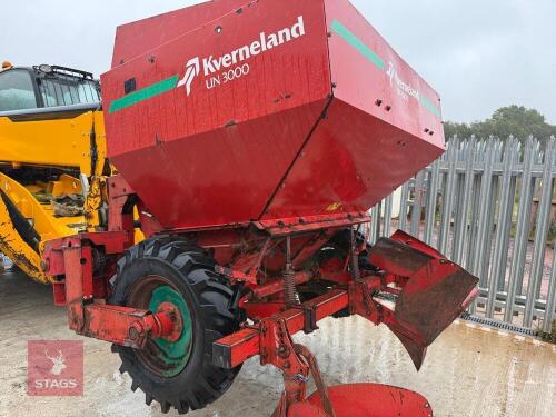 KVERNELAND UN3000 2 ROW POTATO PLANTER