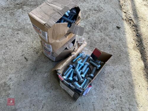 SELECTION OF NUTS AND BOLTS
