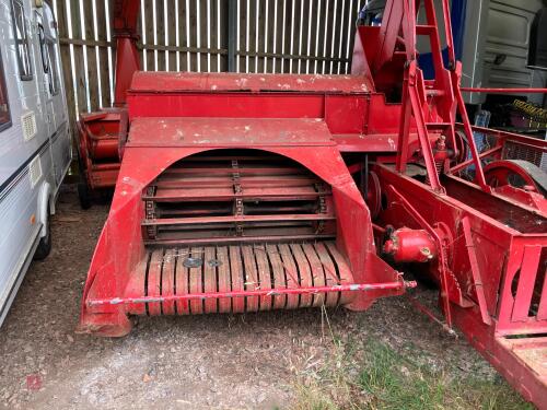 MASSEY HARRIS NO.701 CONVENTIONAL BALER