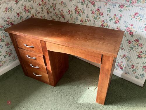 50'' X 18'' X 30'' SOLID WOOD DESK