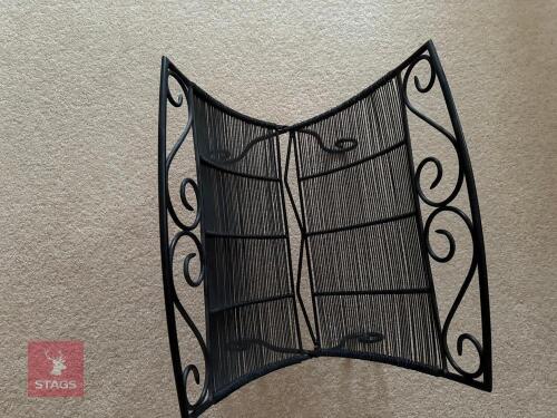 BLACK METAL MAGAZINE RACK