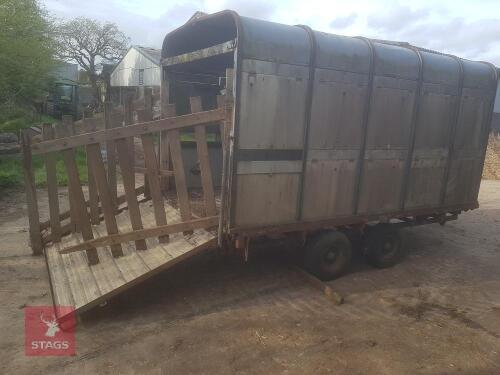 IFOR WILLIAMS 12' STOCK TRAILER (S/R)