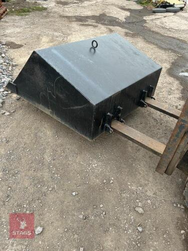 BUCKET TO FIT FORK LIFT OR PALLET TINES