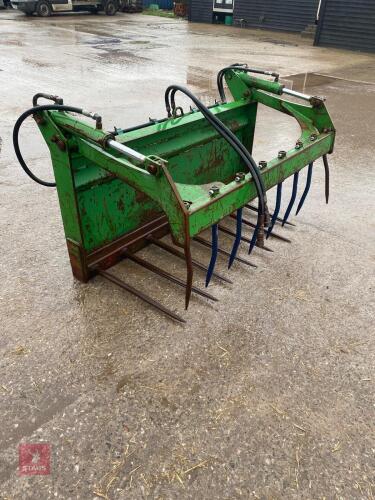 JOHN DEERE MUCK GRAB ON EURO 8 BRACKETS