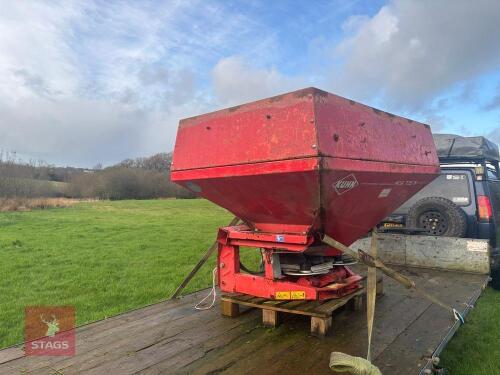 KUHN MDS 735 FERTILISER SPREADER