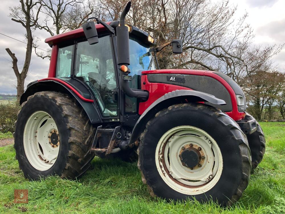 2007 VALTRA N141 4WD TRACTOR