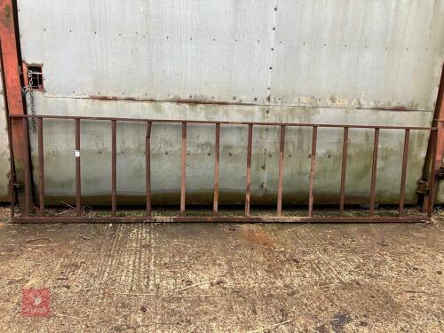 14' 8'' FEED BARRIER