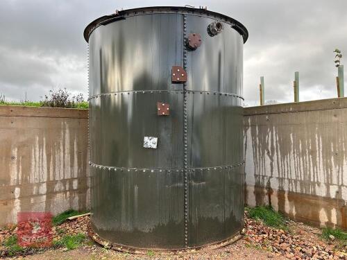 ROUND METAL WATER TANK