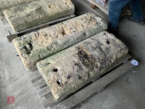 2 HAMSTONE COPINGS (68)