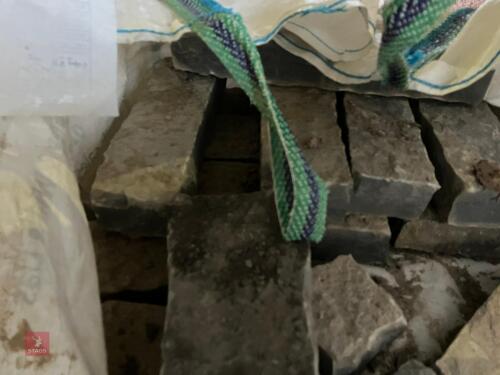 DUMPY BAG OF BLUE LIAS STONE (20)