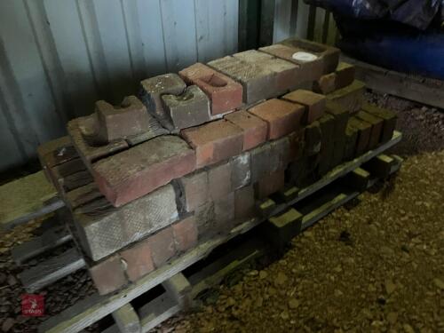 PALLET OF FENCING BRICKS (10)