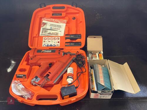 PASLODE IM350/90CT NAIL GUN (54)