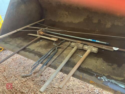 ASSORTED HD TOOLS/BARS (79)