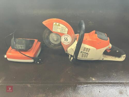STIHL TSA230 BATTERY DISC CUTTER (55)