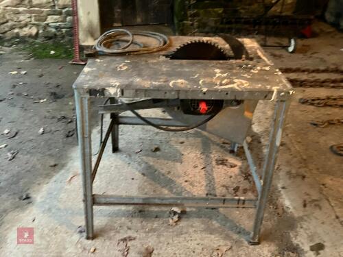 ELECTRIC SAW BENCH