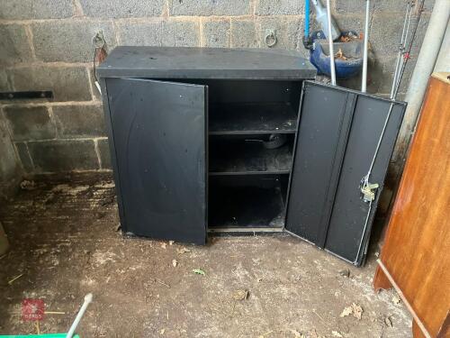 METAL LOCKABLE MEDICINE CABINET
