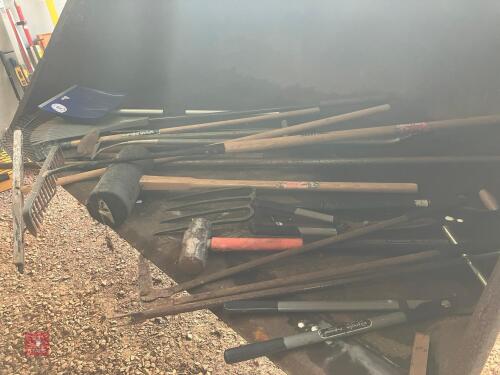 VARIETY OF GARDEN HAND TOOLS (82)