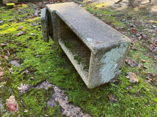 CONCRETE 4' WATER TROUGH