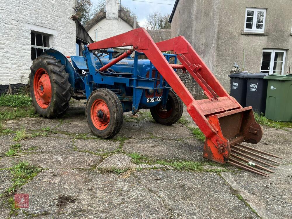 1962 FORDSON DEXTA 2WD TRACTOR